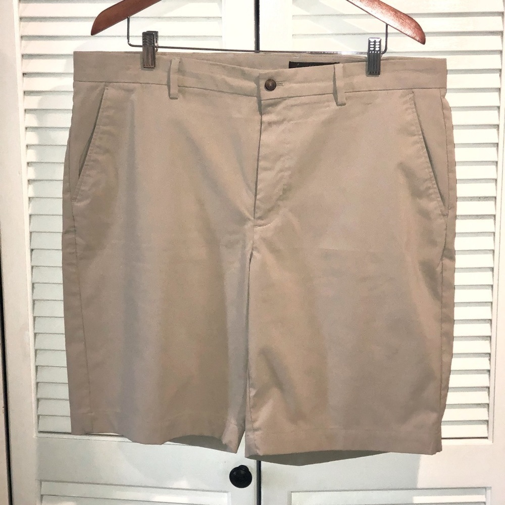 Greg Norman Khaki Shorts Size 38